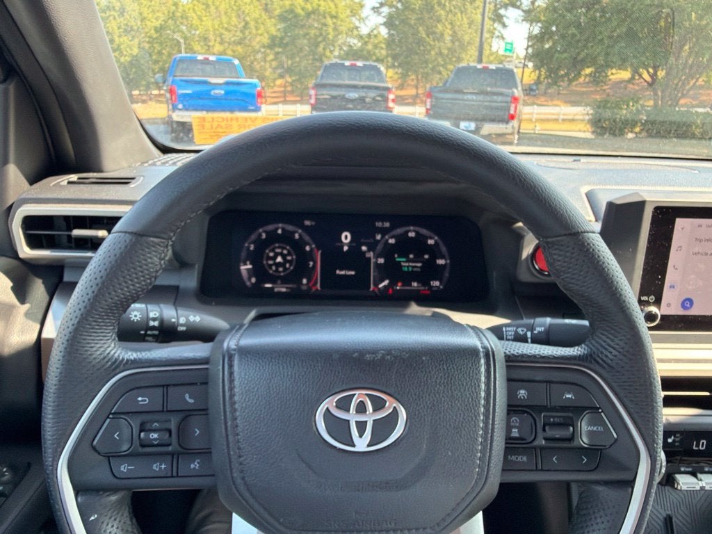 2025 Toyota Tacoma TRD Off-Road