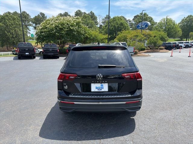 2022 Volkswagen Tiguan 2.0T SE