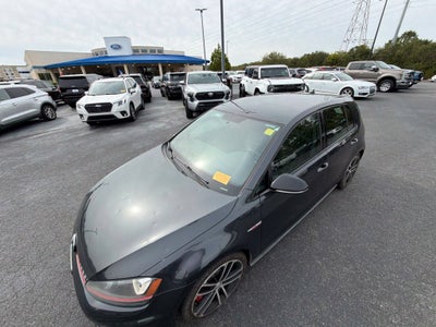 2017 Volkswagen Golf GTI SE
