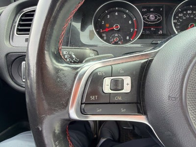 2017 Volkswagen Golf GTI SE