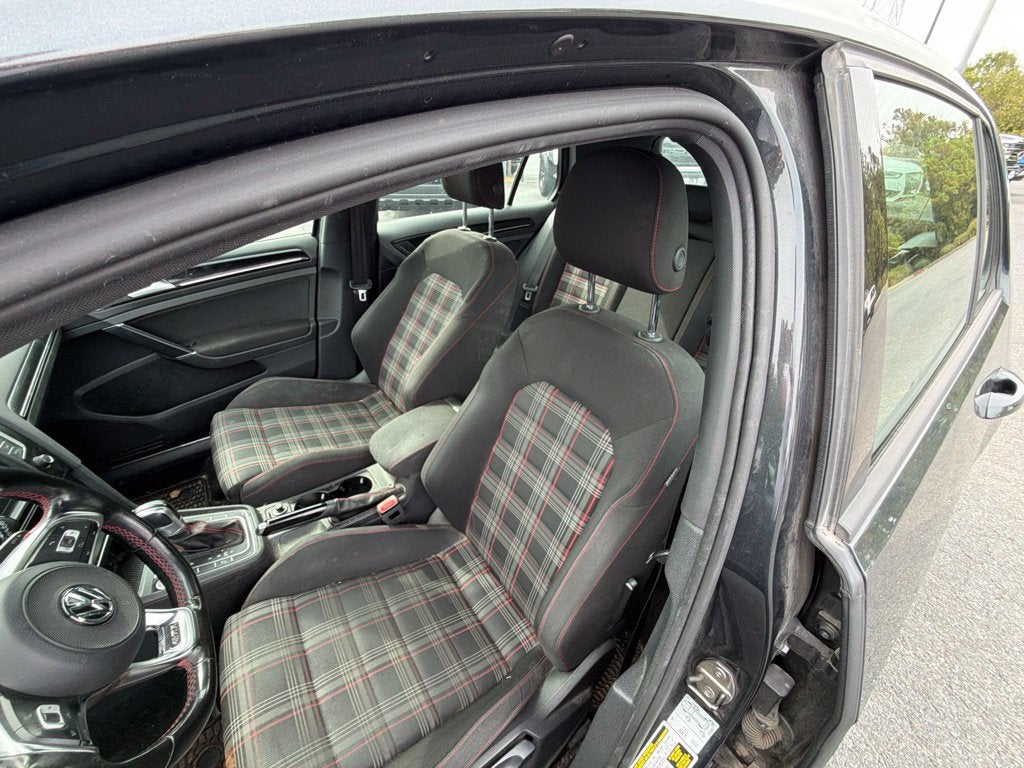 2017 Volkswagen Golf GTI SE