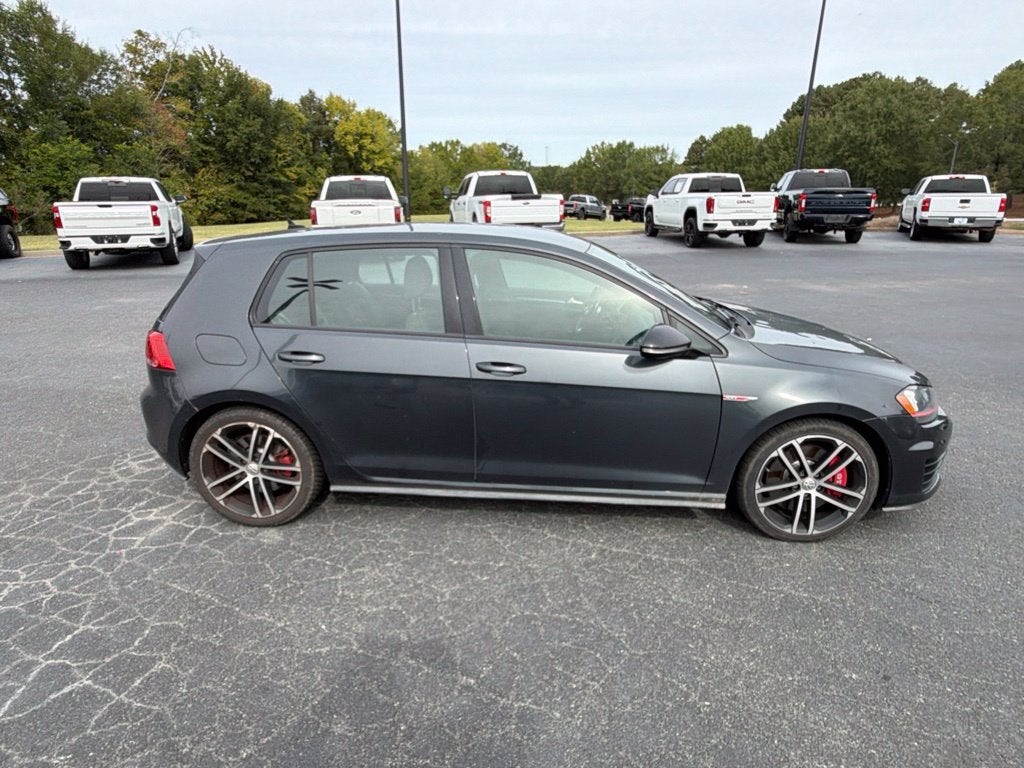 2017 Volkswagen Golf GTI SE