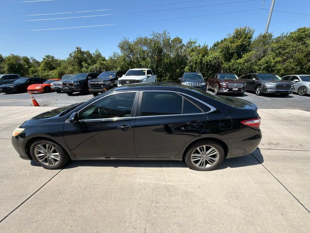 2016 Toyota Camry SE