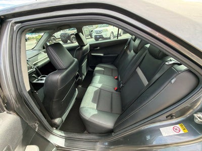 2014 Toyota Camry SE