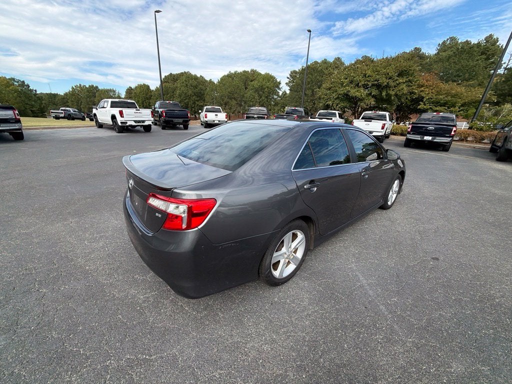 2014 Toyota Camry SE