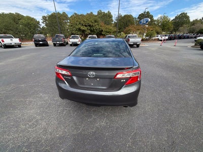 2014 Toyota Camry SE