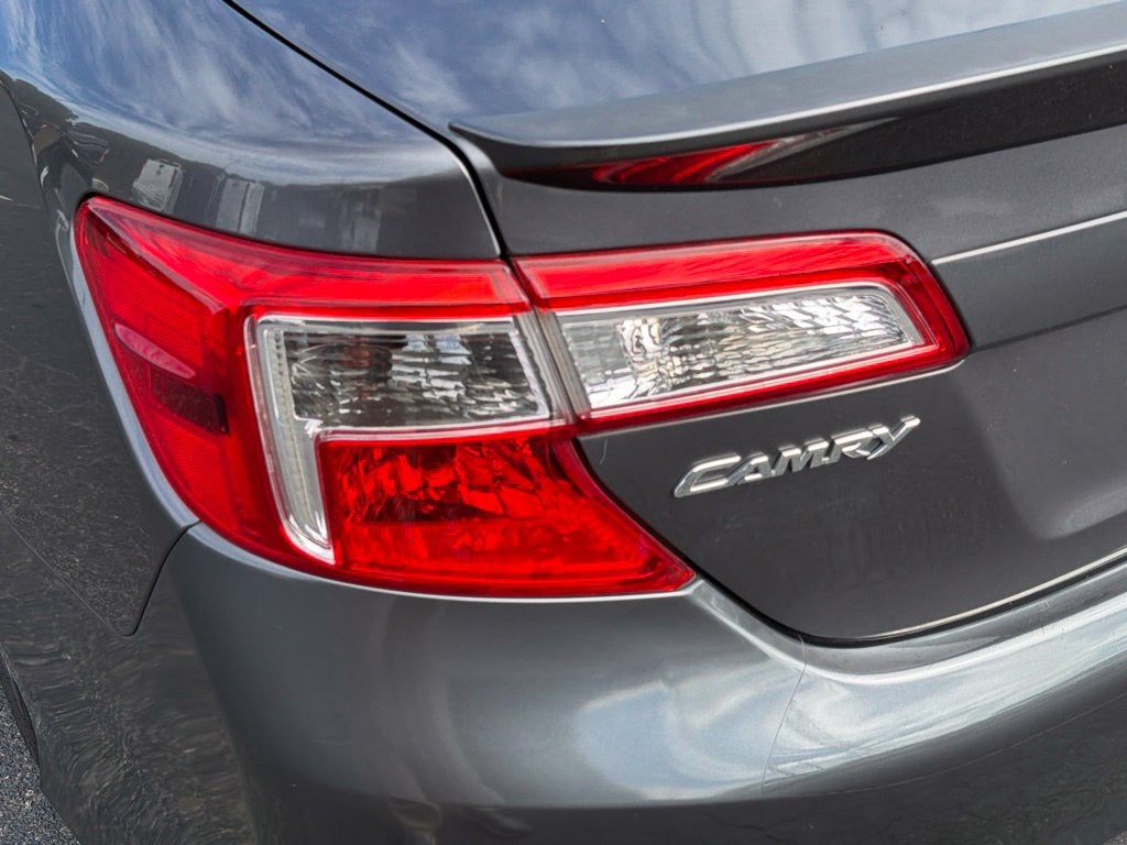 2014 Toyota Camry SE