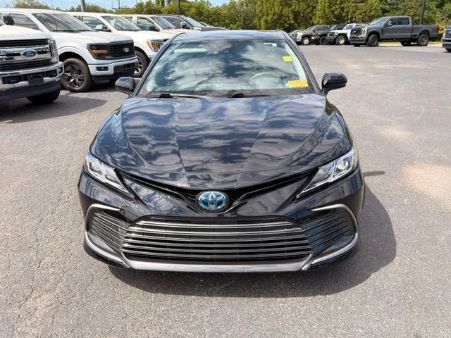 2023 Toyota Camry Hybrid LE