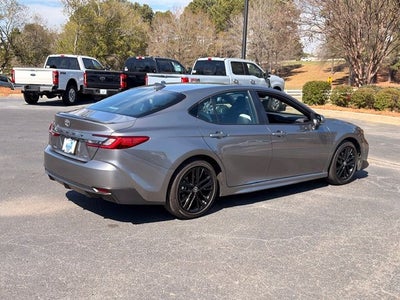 2025 Toyota Camry SE
