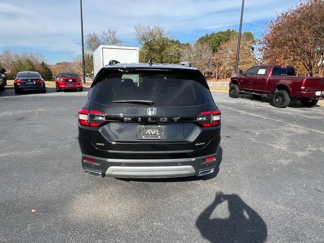 2023 Honda Pilot Elite