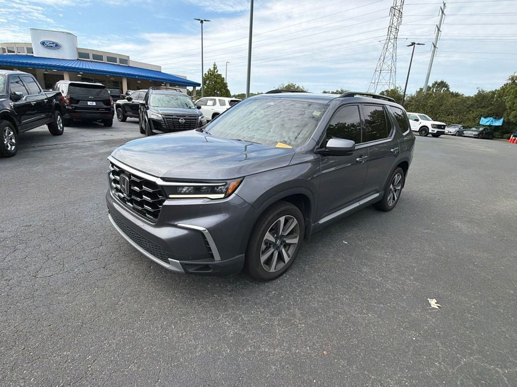 2025 Honda Pilot Touring