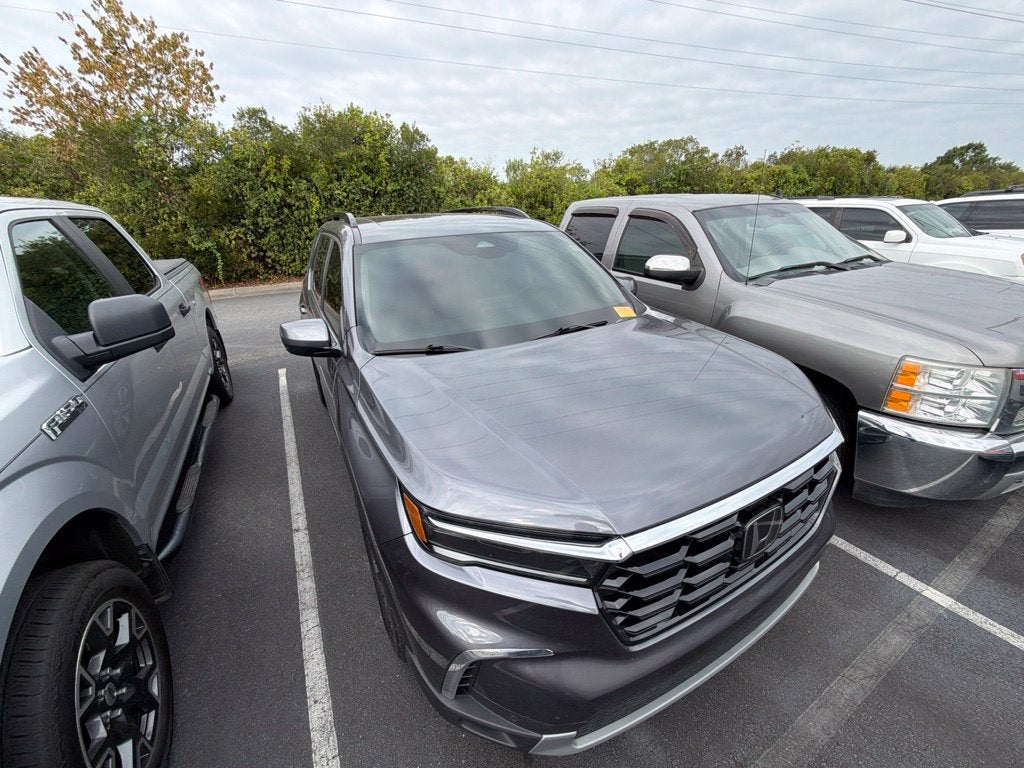 2025 Honda Pilot Touring
