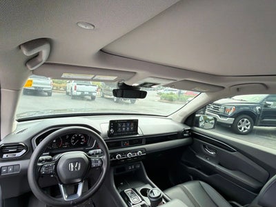 2025 Honda Pilot Touring