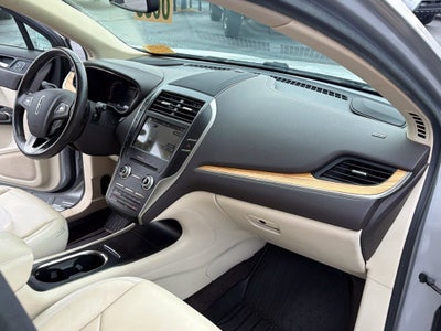 2016 Lincoln MKC Select