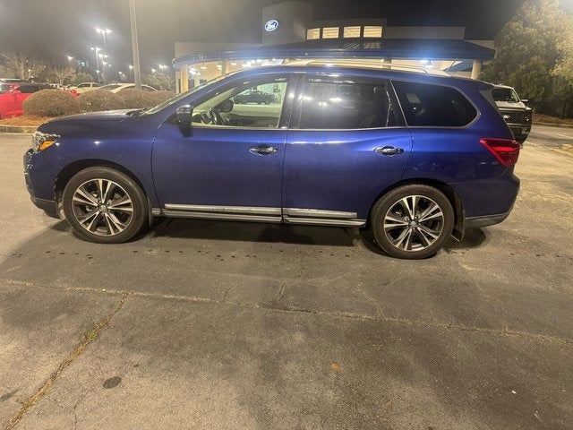 2017 Nissan Pathfinder Platinum