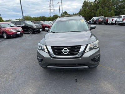 2018 Nissan Pathfinder SL