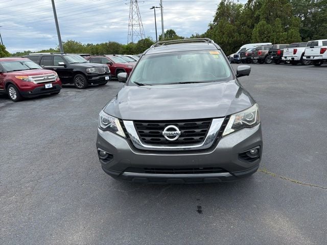 2018 Nissan Pathfinder SL