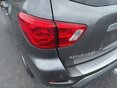 2018 Nissan Pathfinder SL