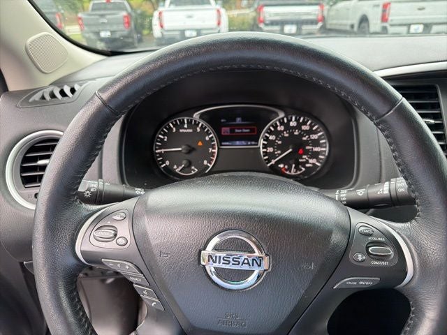 2018 Nissan Pathfinder SL