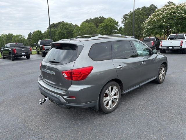 2018 Nissan Pathfinder SL