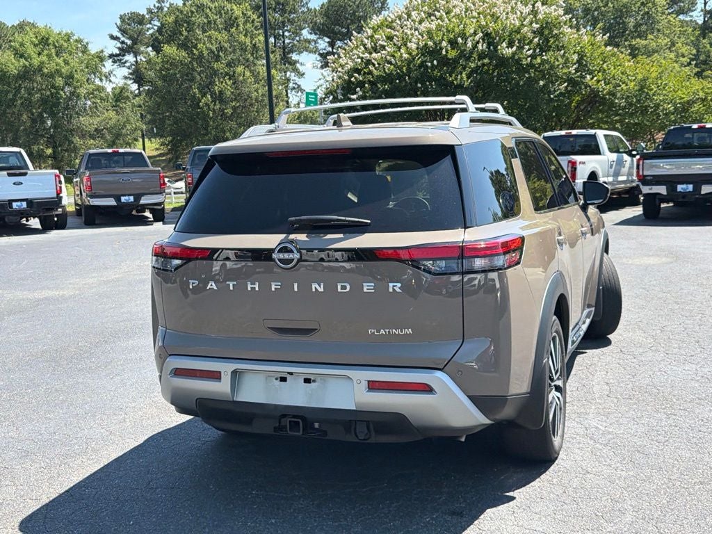 2023 Nissan Pathfinder Platinum