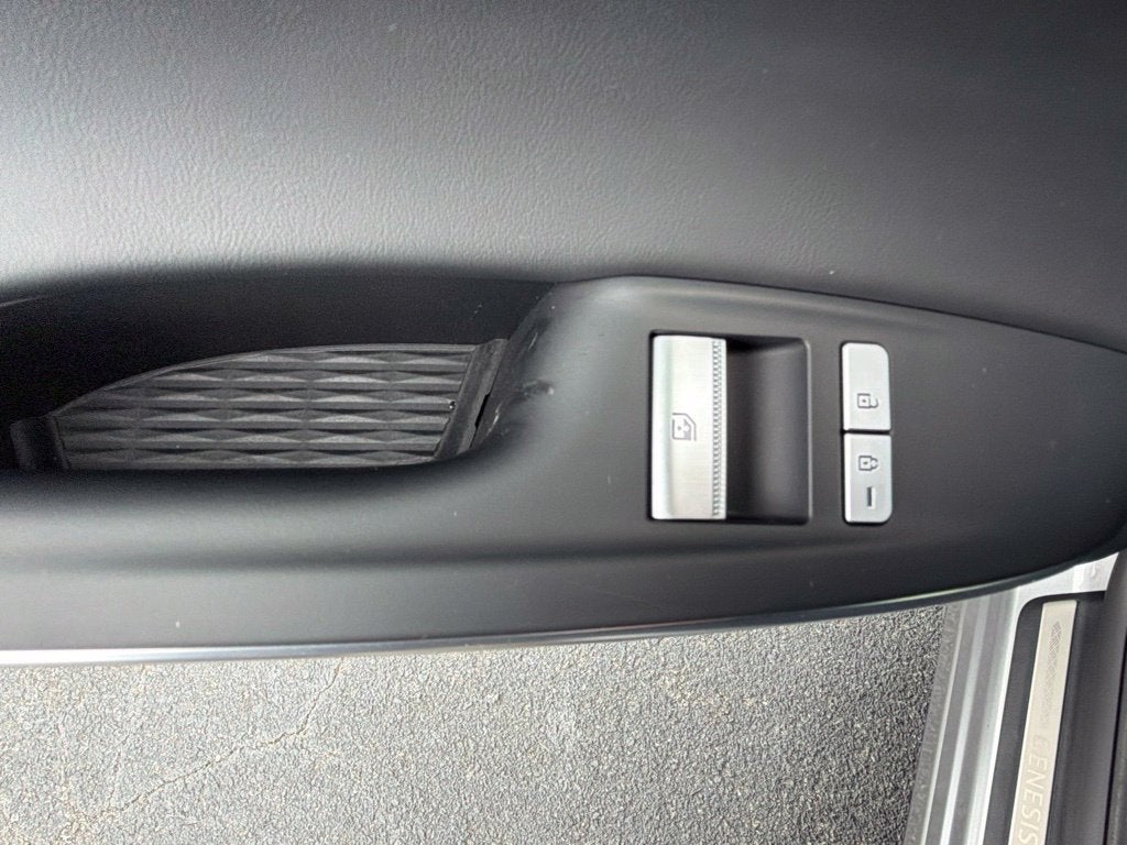 2024 Genesis GV70 2.5T