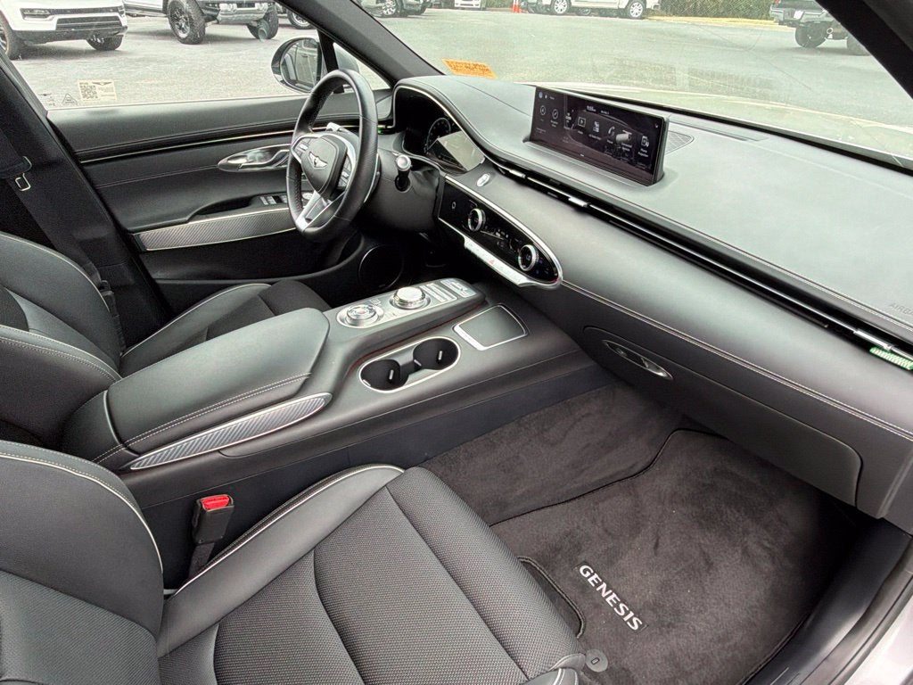 2024 Genesis GV70 2.5T