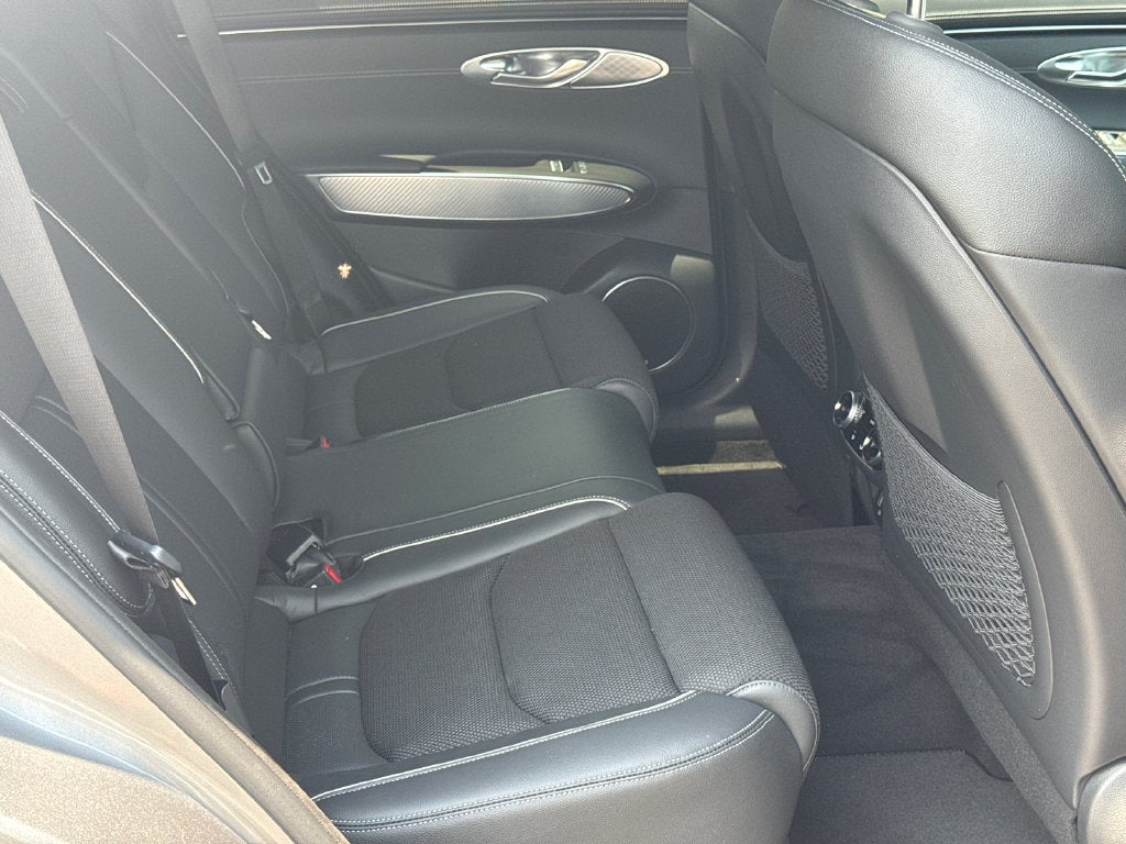 2024 Genesis GV70 2.5T