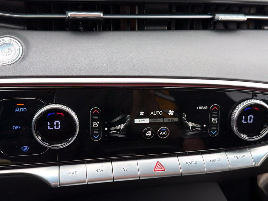 2024 Genesis GV70 2.5T