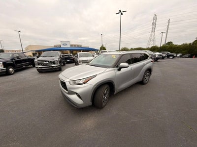 2020 Toyota Highlander XLE