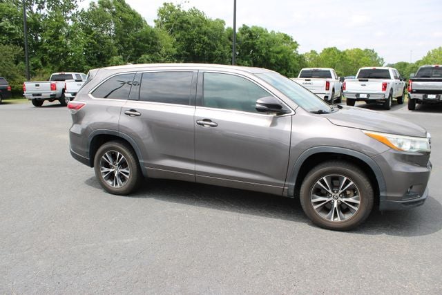 2016 Toyota Highlander XLE V6