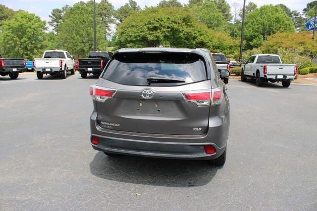 2016 Toyota Highlander XLE V6