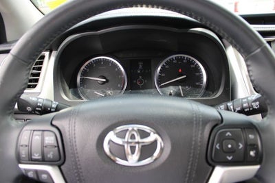 2016 Toyota Highlander XLE V6