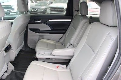 2016 Toyota Highlander XLE V6
