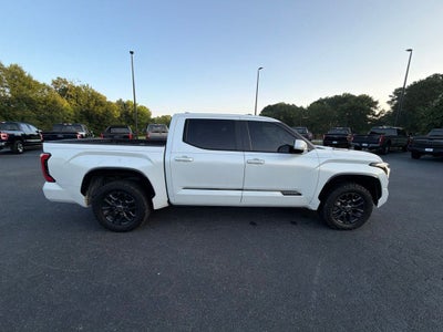 2024 Toyota Tundra Hybrid Platinum