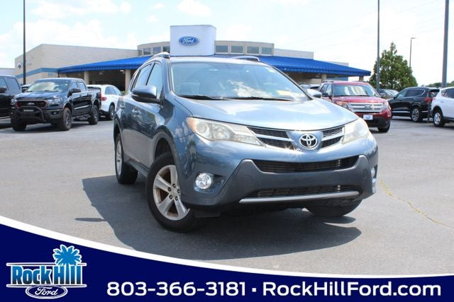 2014 Toyota RAV4 XLE's photo