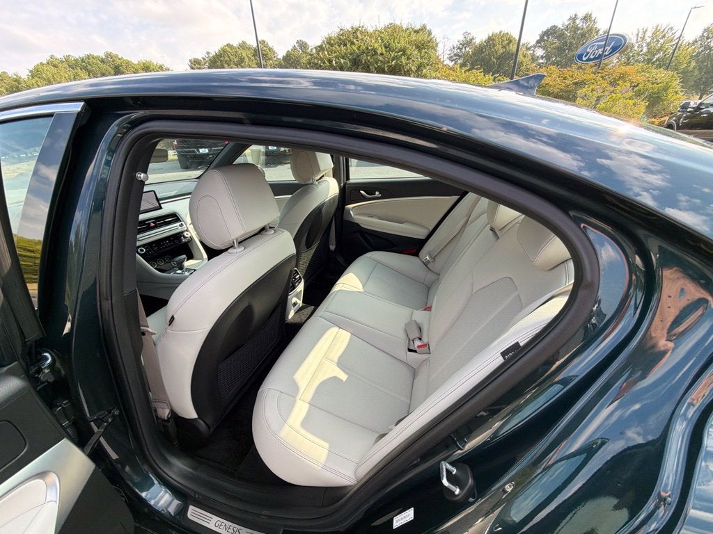 2025 Genesis G70 2.5T