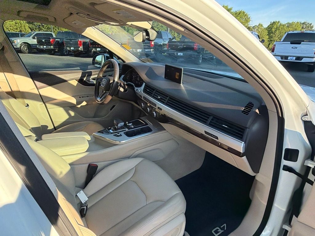 2019 Audi Q7 45 SE Premium quattro