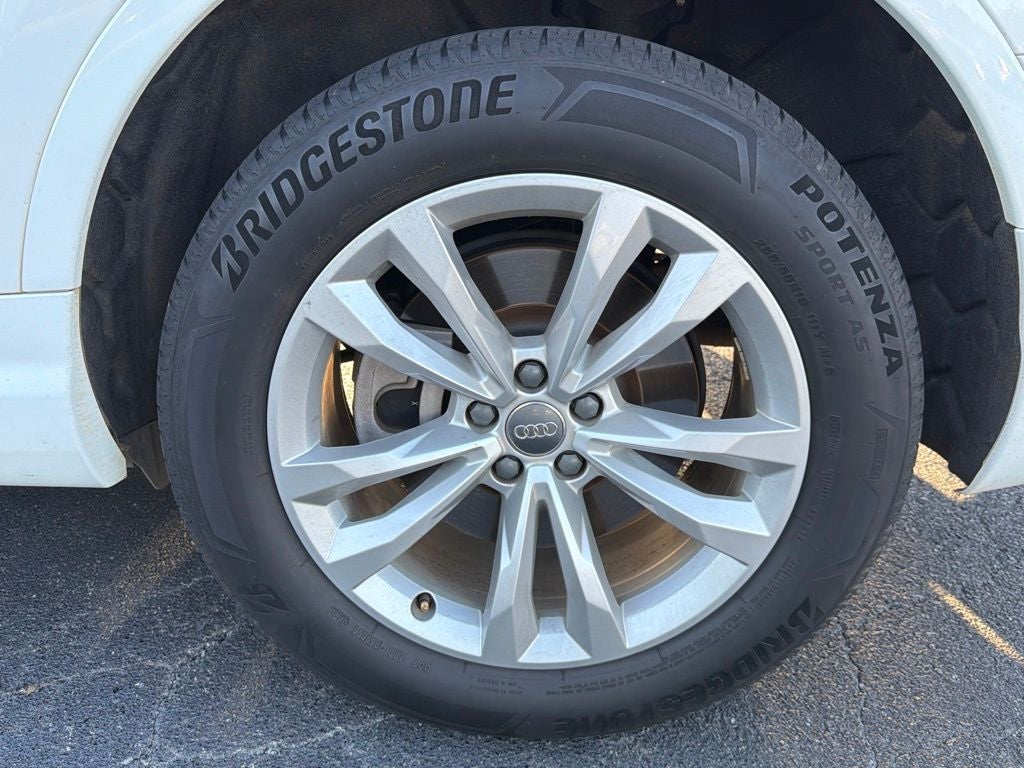 2019 Audi Q7 45 SE Premium quattro