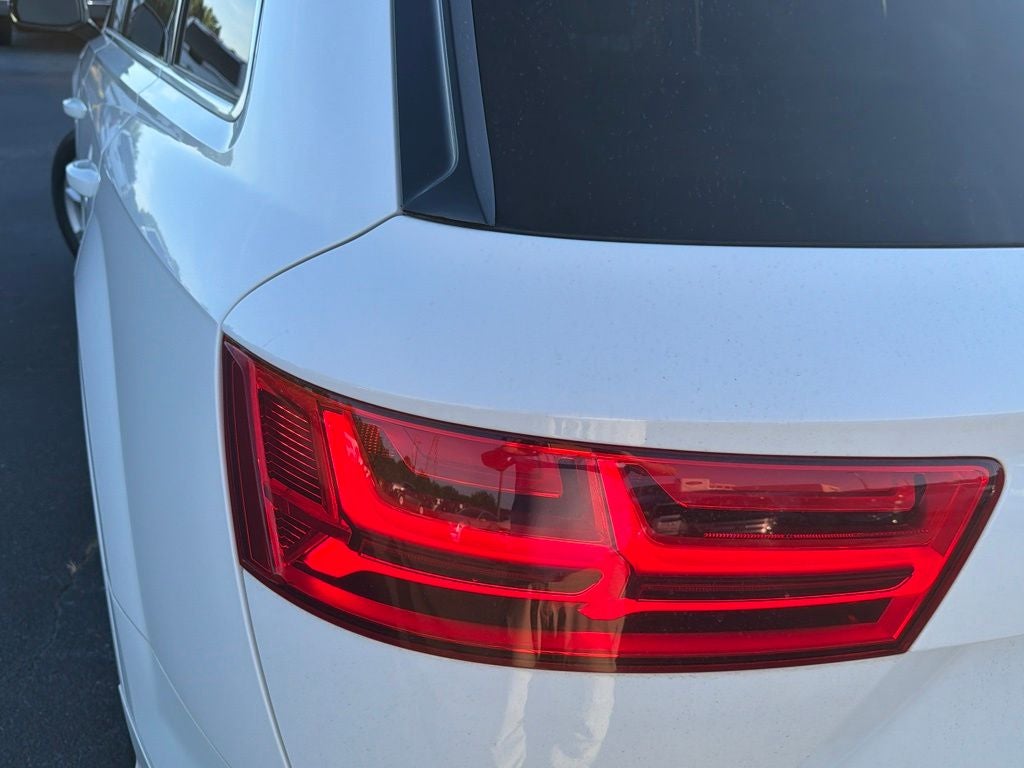 2019 Audi Q7 45 SE Premium quattro
