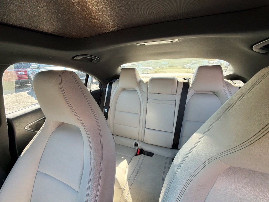 2019 Mercedes-Benz CLA 15
