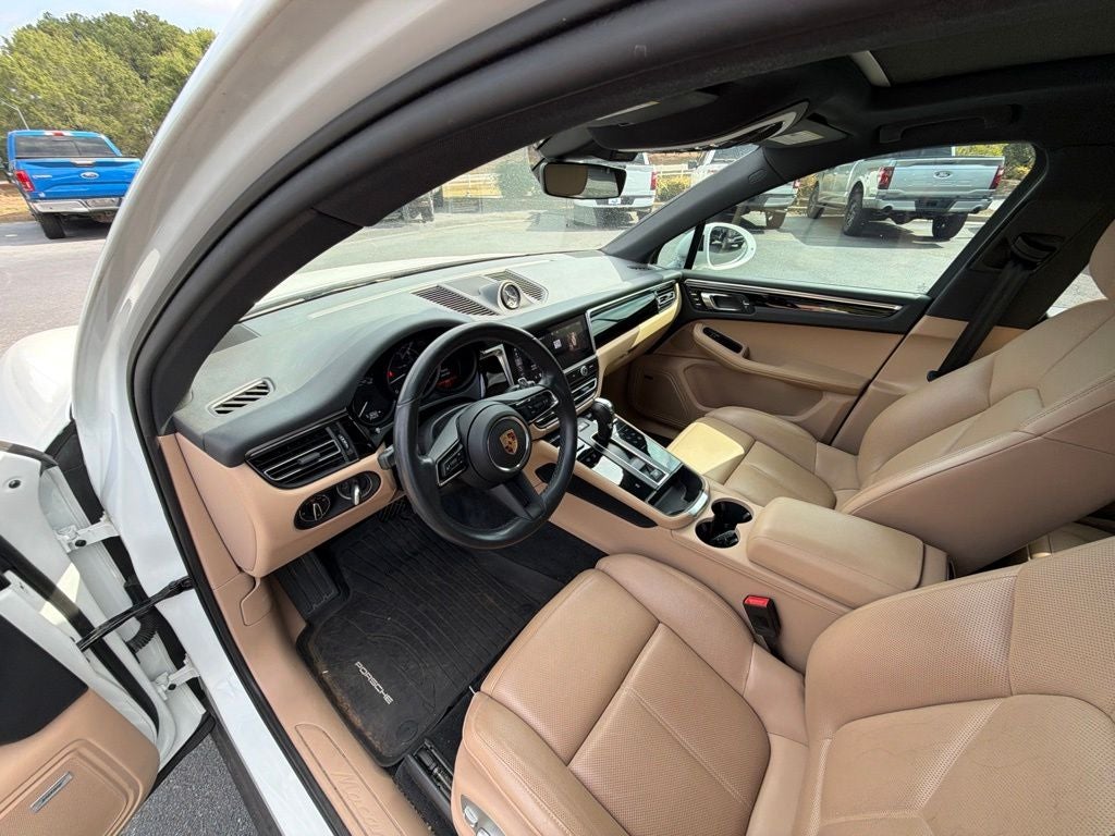 2024 Porsche Macan Base