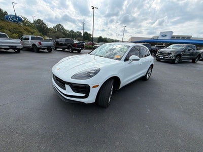 2024 Porsche Macan Base