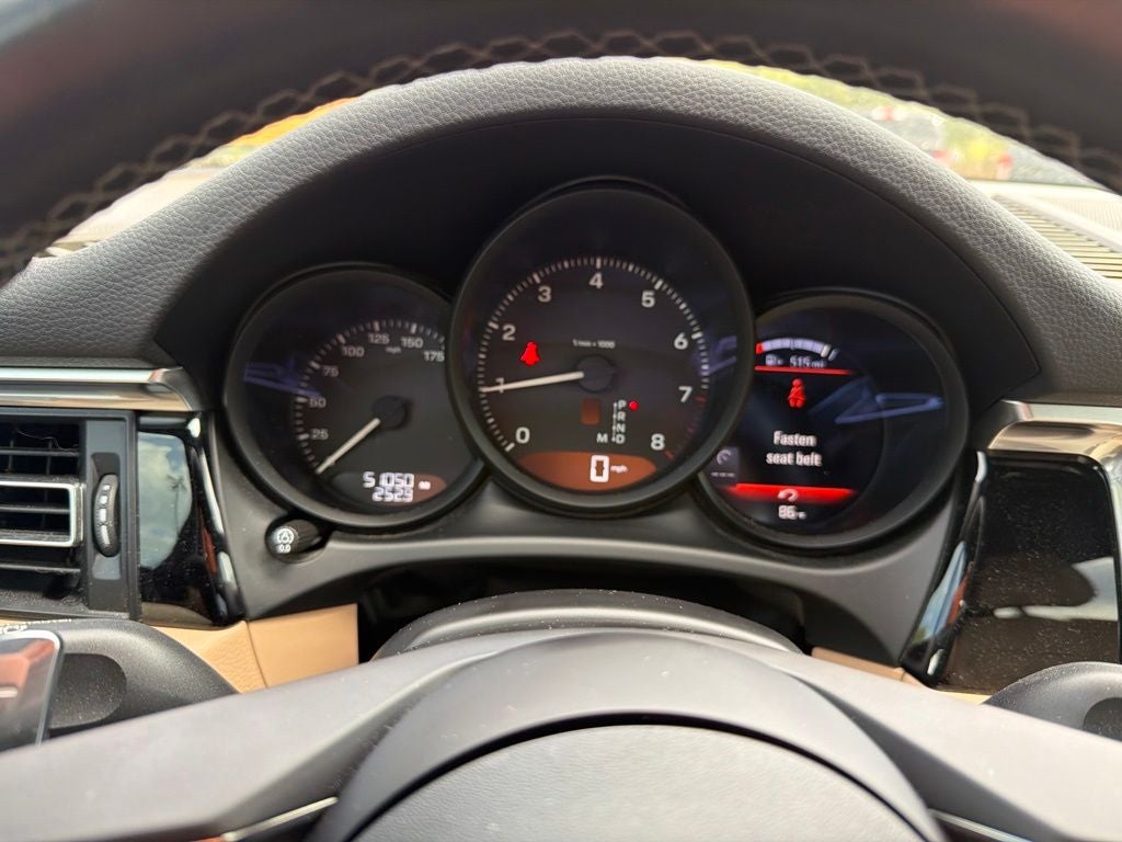 2024 Porsche Macan Base