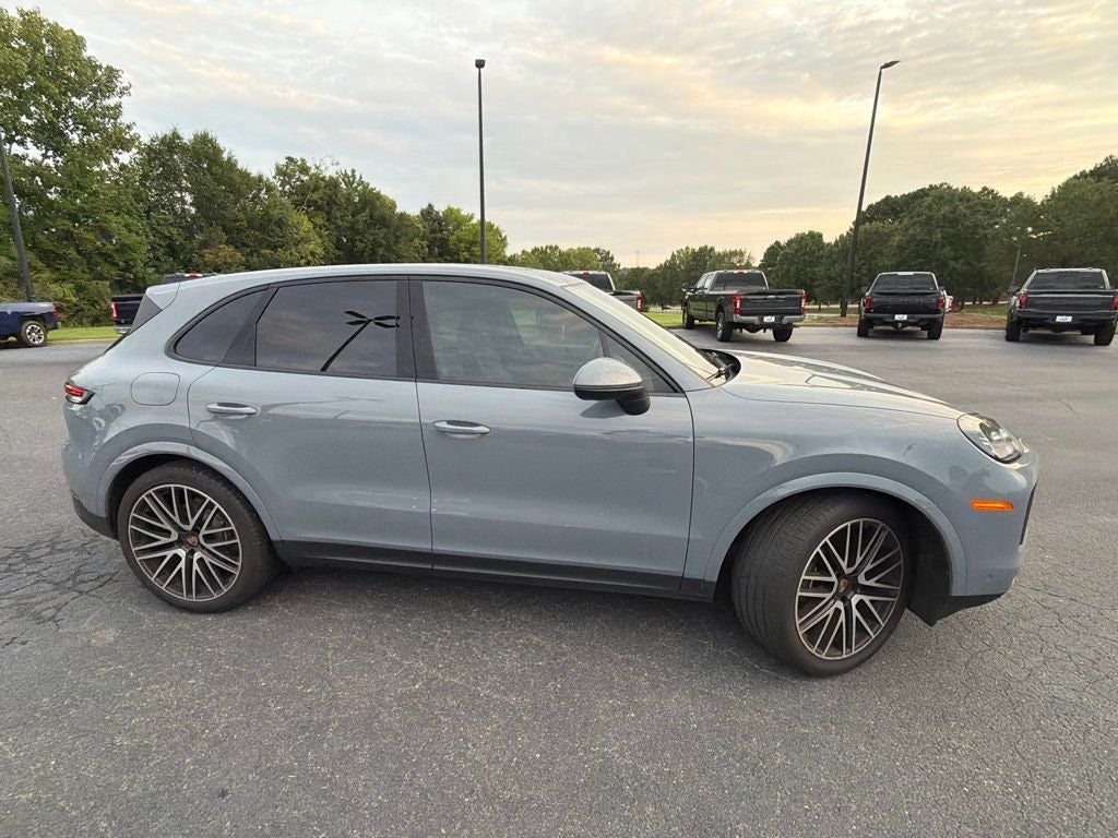 2025 Porsche Cayenne Base