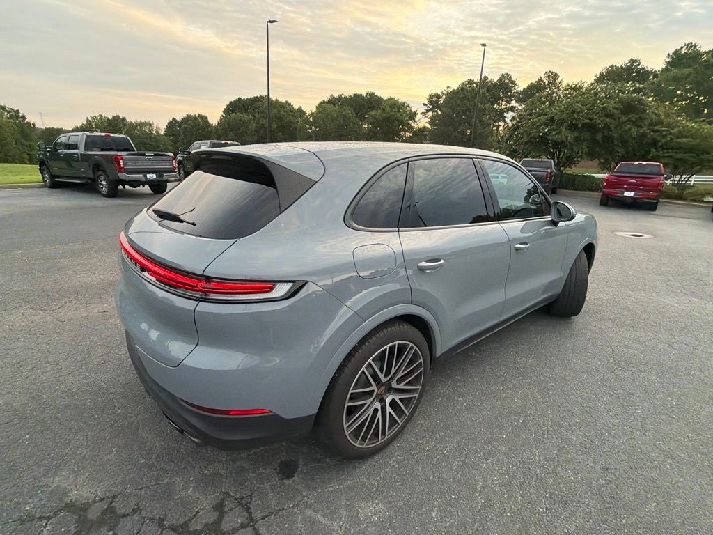 2025 Porsche Cayenne Base