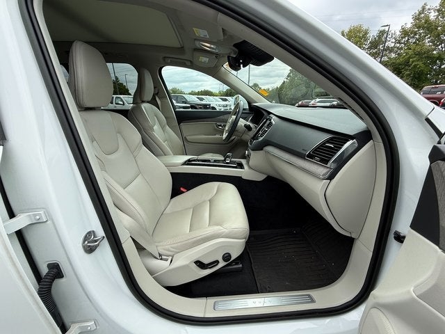 2023 Volvo XC90 B6 Plus 7-Seater