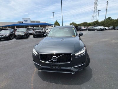 2017 Volvo XC90 T6 Momentum
