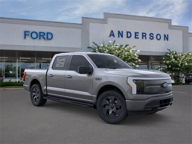 2025 Ford F-150 Lightning Flash