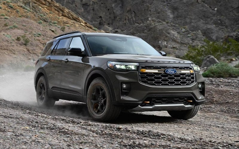2027fordexplorer-exterior-02